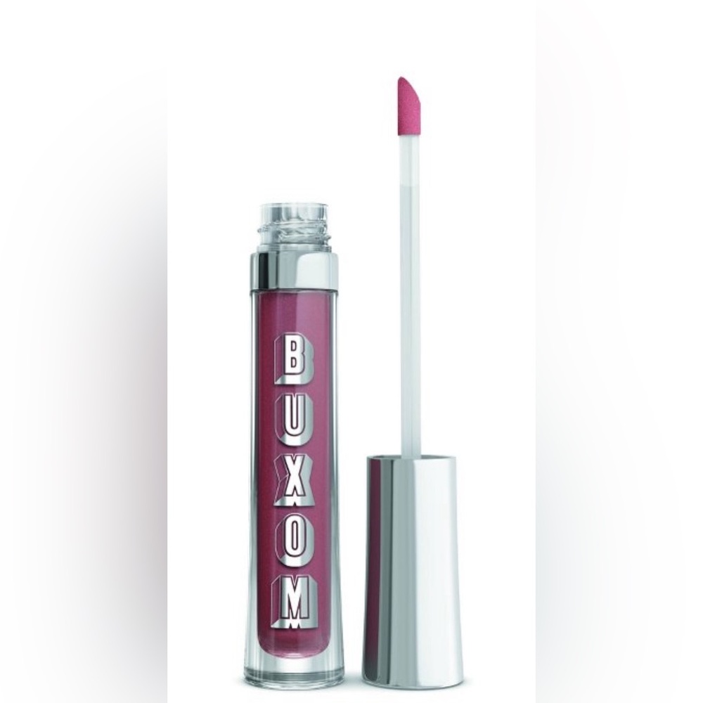 Buxom Plumping Lip Cream in “Dolly”